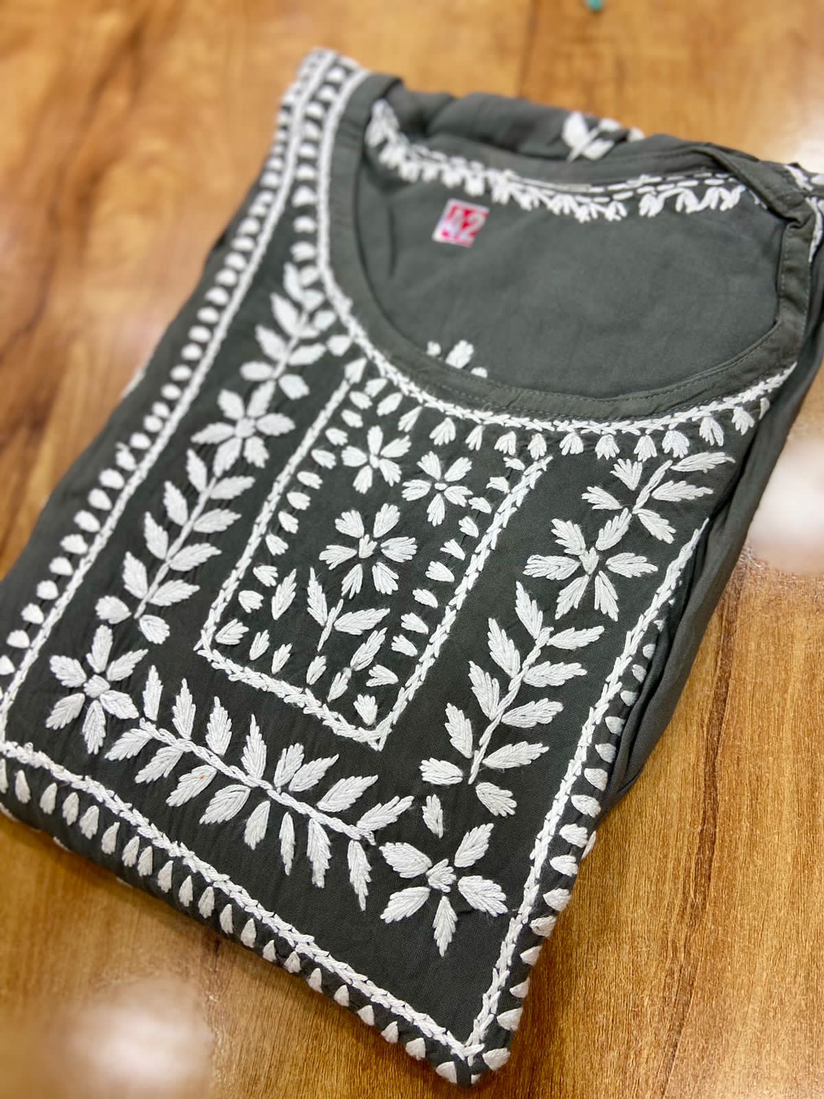 Nyara kurta