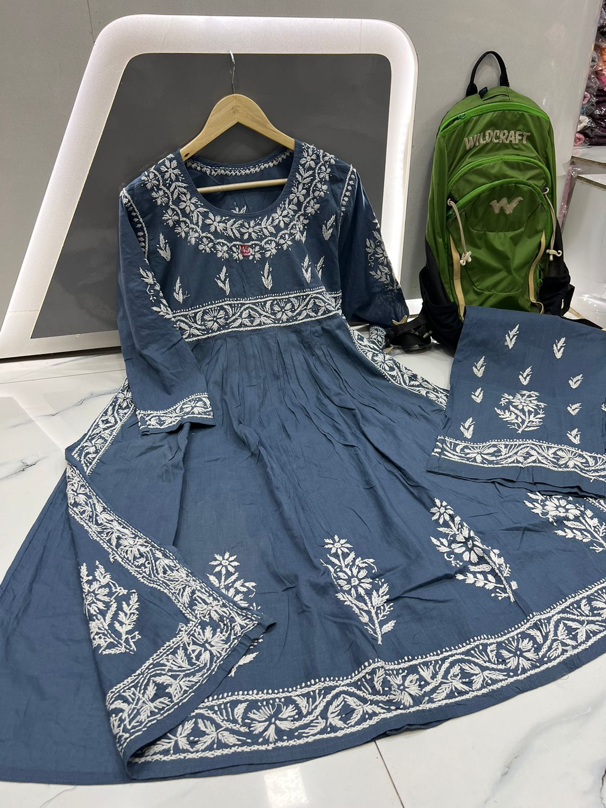 Nayra Gown Set