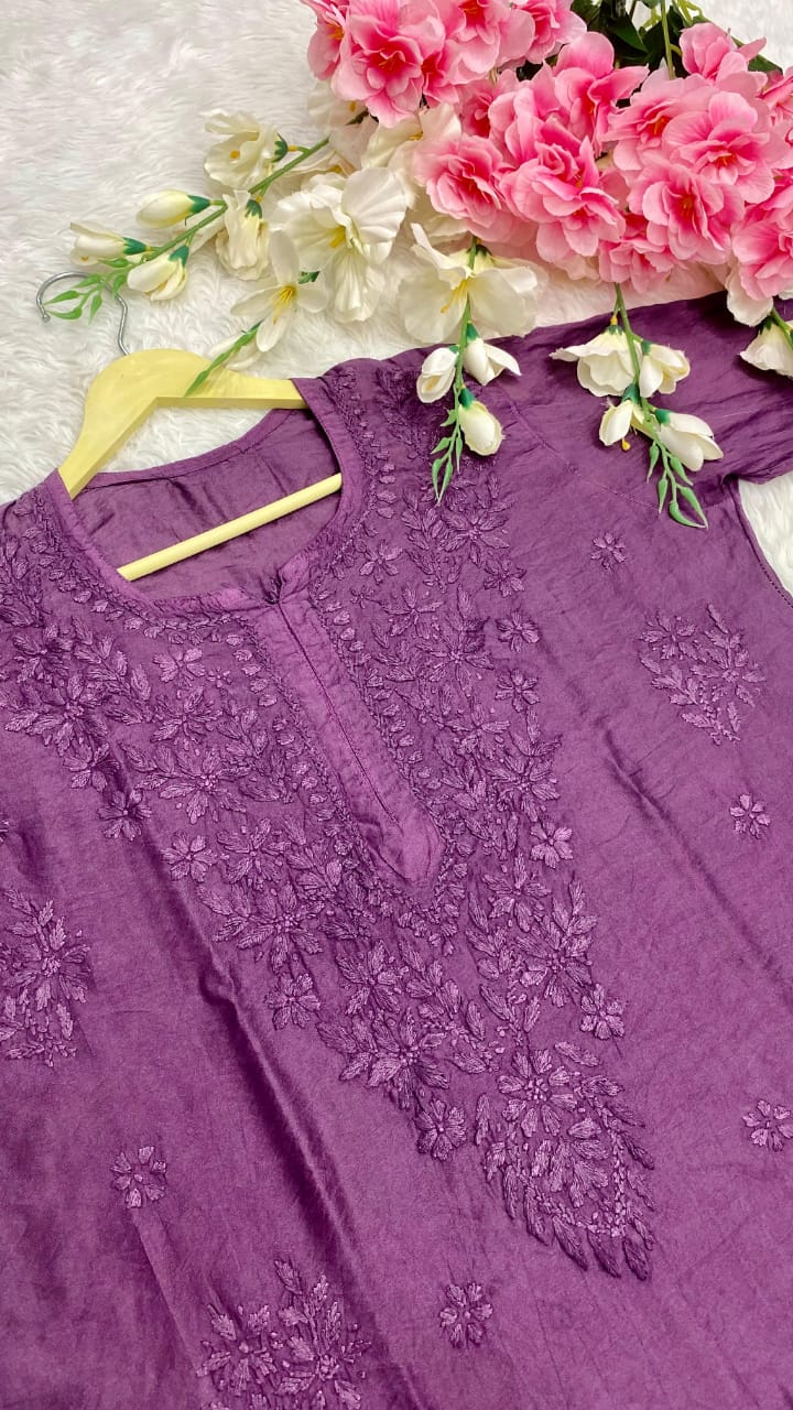 Chanderi kurta with beautiful chikankari handwork
