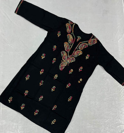 Kashmiri Booti Kurti