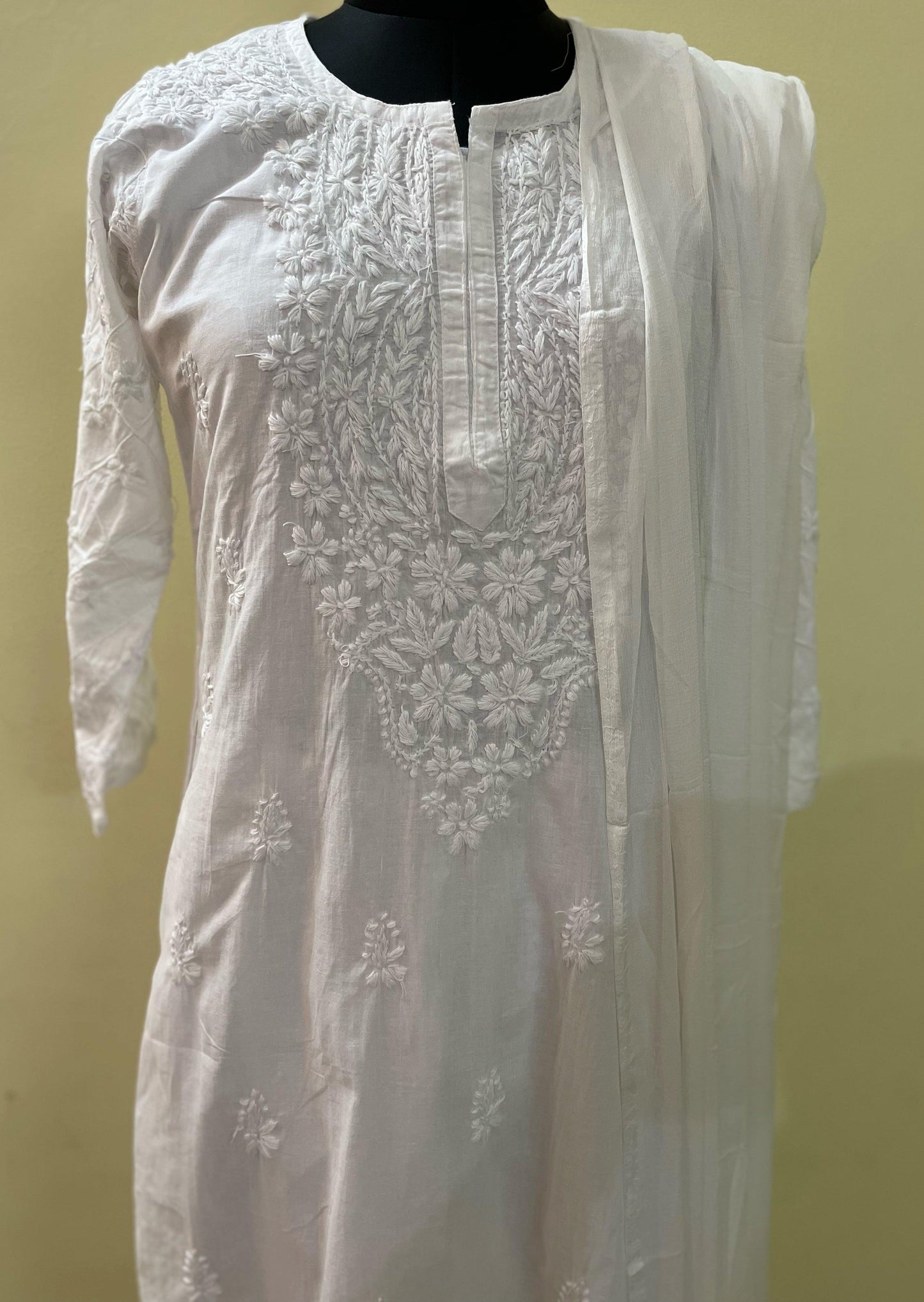 White gala booty kurti - The Chikan Company